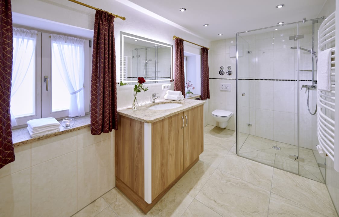 Zimmer Bonnschloessl - Ferienwohnungen