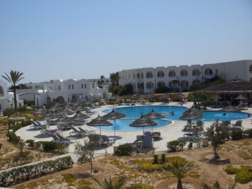 Blick auf den Pool von unserem Zimmer Nr. 640 Djerba Sun Beach Hotel & Spa