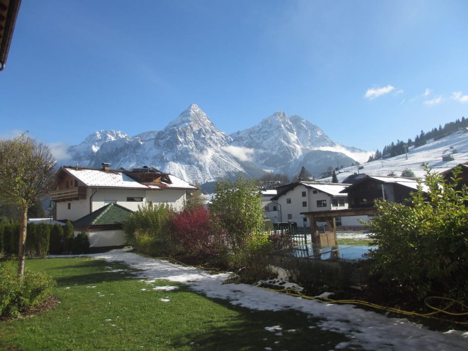 Terrassenblick vorn Alpenrose - Familux Resort