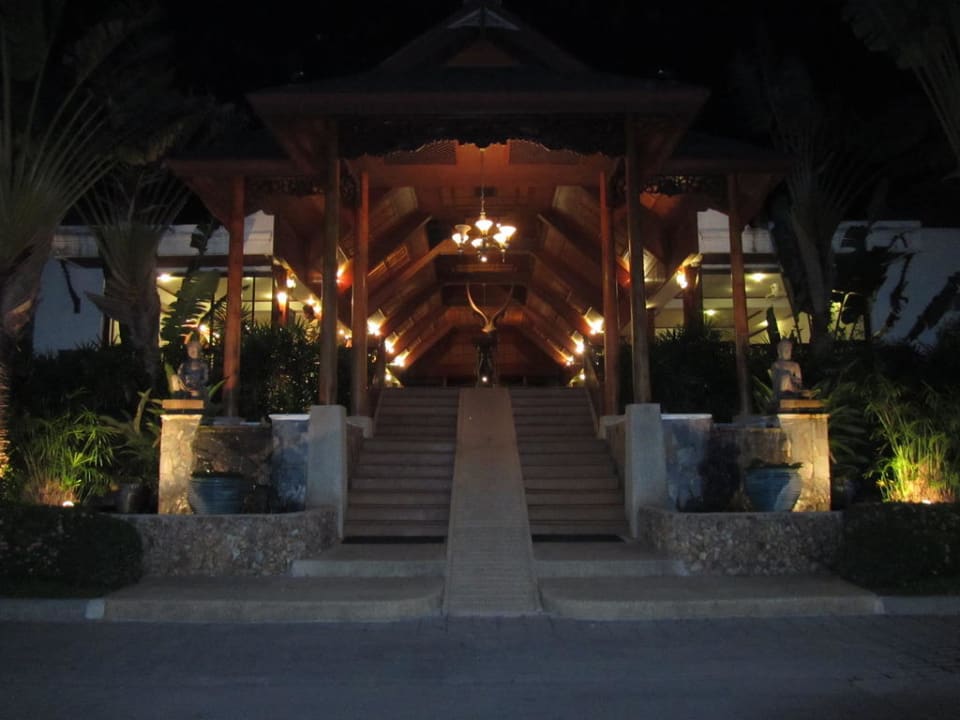 Eingang Banana Fan Sea Resort