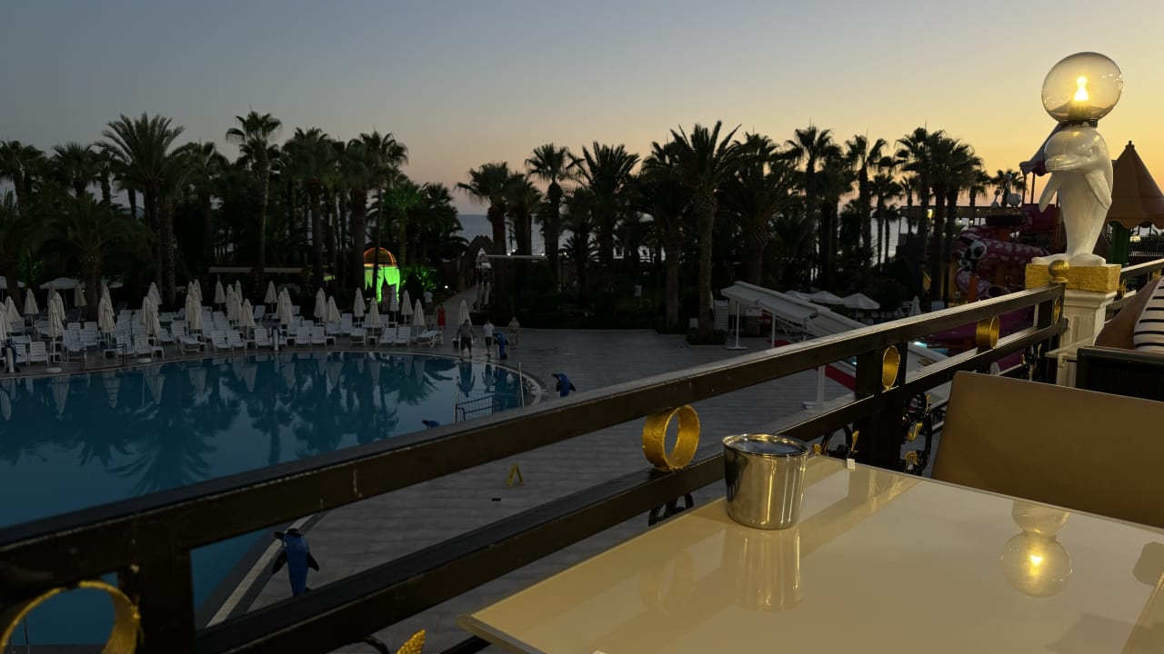Pool Delphin Deluxe Resort