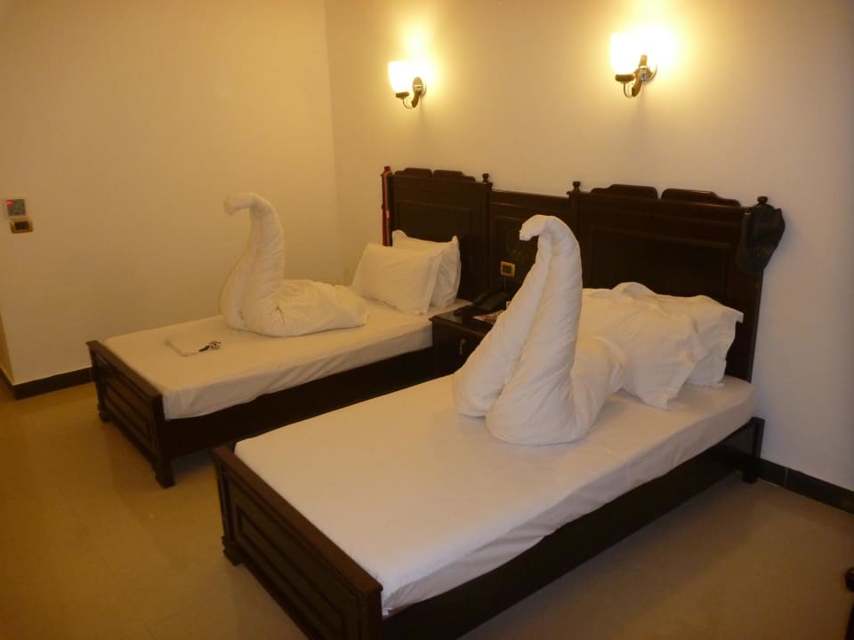 Bettendeko Three Corners Happy Life Beach Resort