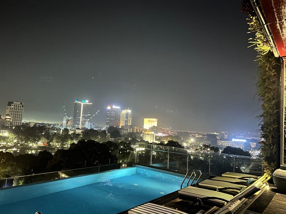 Pool The Oriental Jade Hotel