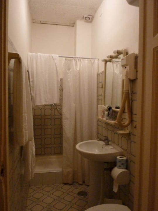 Badezimmer B&B Hotel Napoli