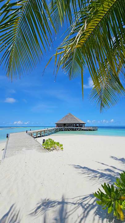 Strand Vilamendhoo Island Resort & Spa
