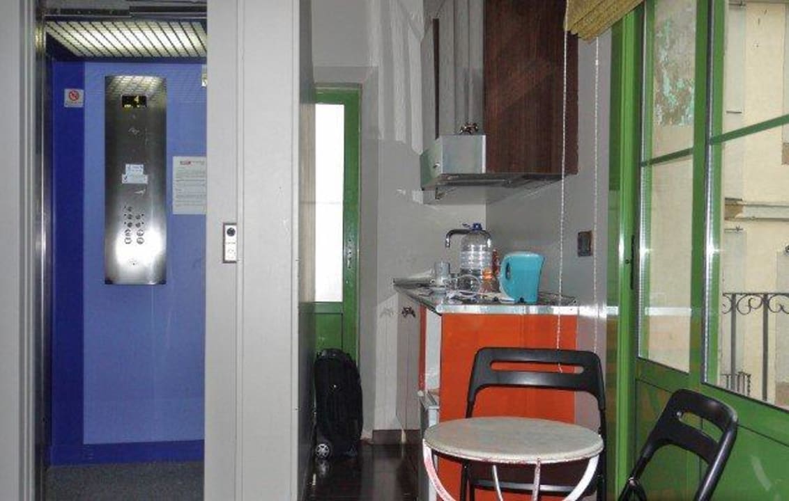 Aufzug im Zimmer Apartments in Barcelona Born - Dames