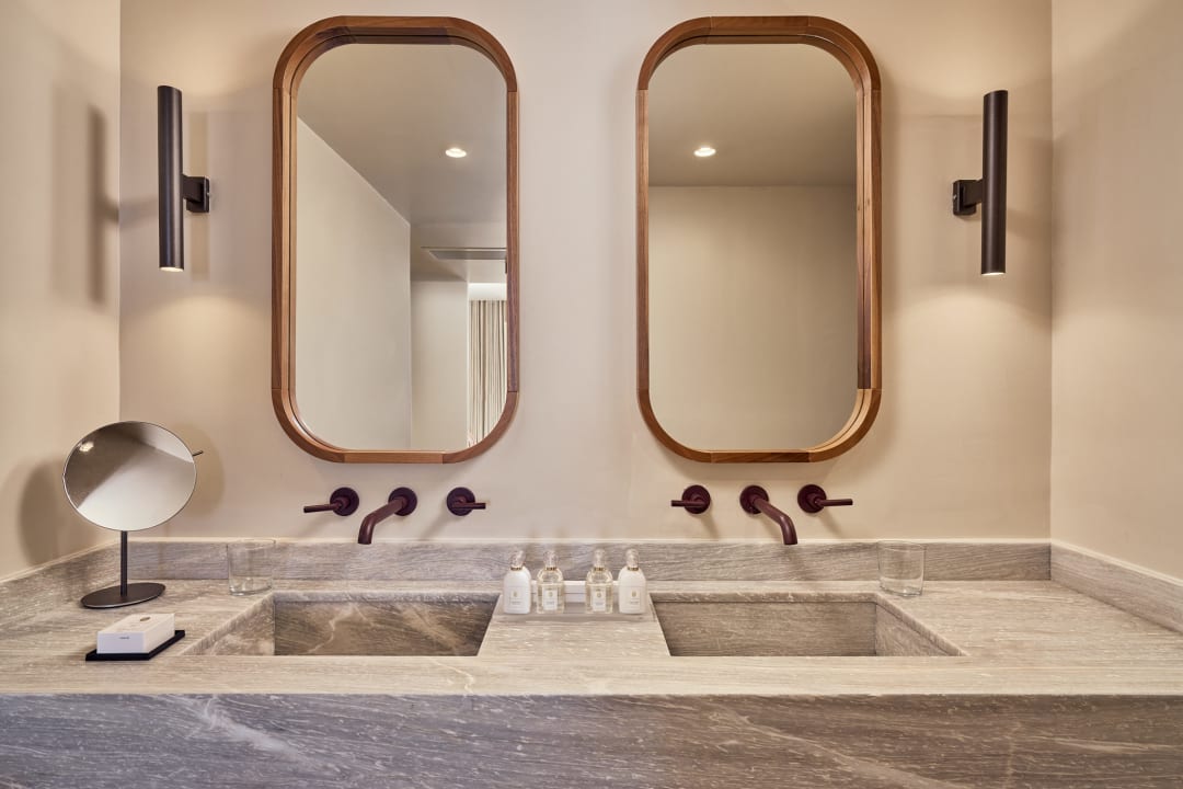 Zimmer Mykonos Theoxenia, a member of Design Hotels