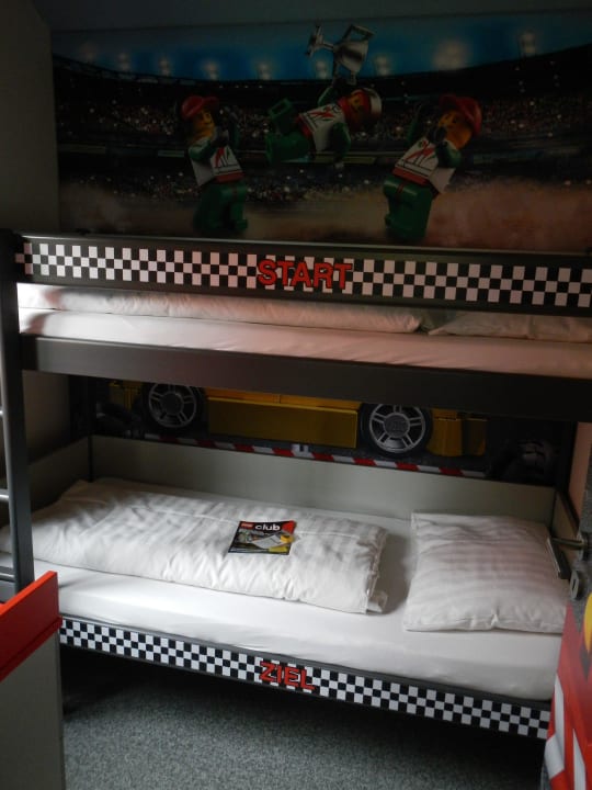 Schlafzimmer Kinder LEGOLAND Feriendorf