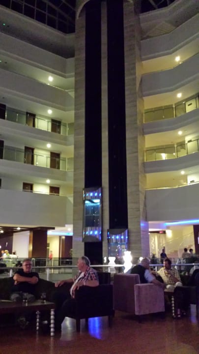 Lobby mit Lift Seaden Sea World Resort & Spa