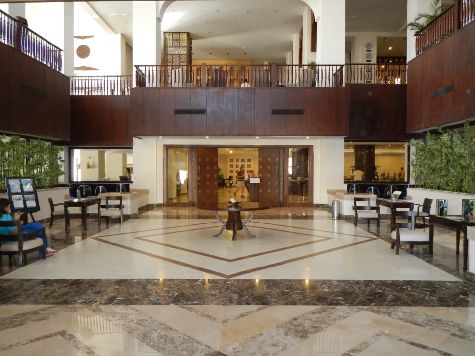 Lobby Steigenberger Aqua Magic