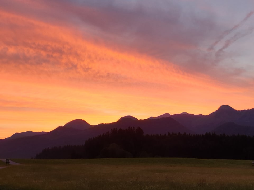 Außenansicht Bio-Bauernhof Oberhochstätt