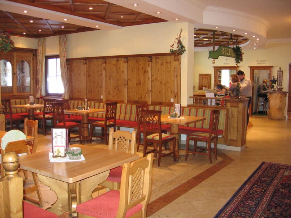 Sitzmöglichkeiten Kinderhotel Waldhof