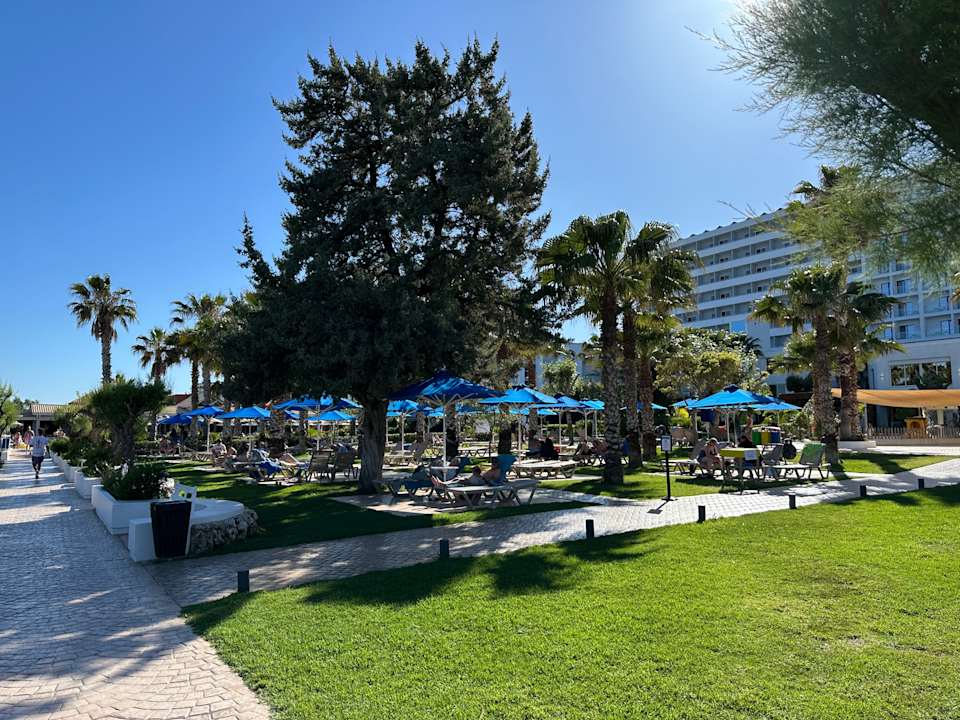 Außenansicht Esperides Beach Resort