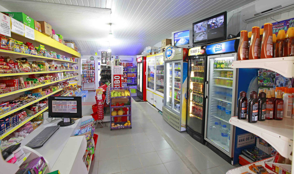 Market & Souvenier Shop Sun City Apartments