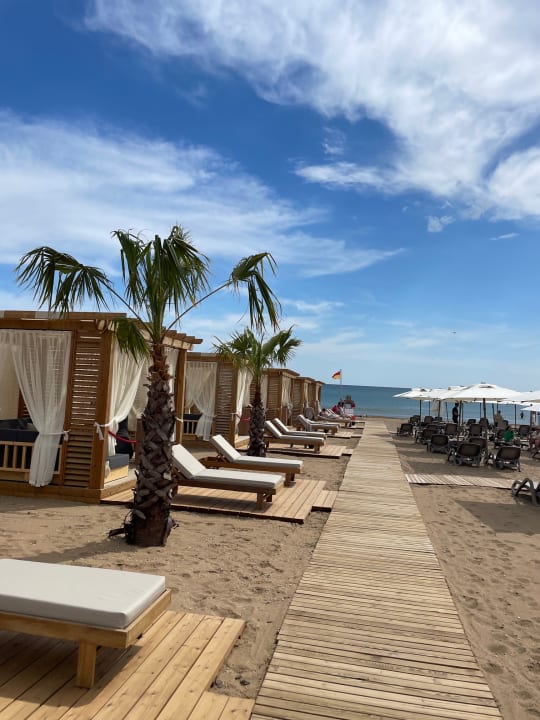 Strand Jacaranda Luxury Resort