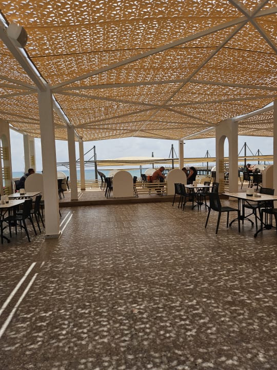 Strand Side Mare Resort & Spa