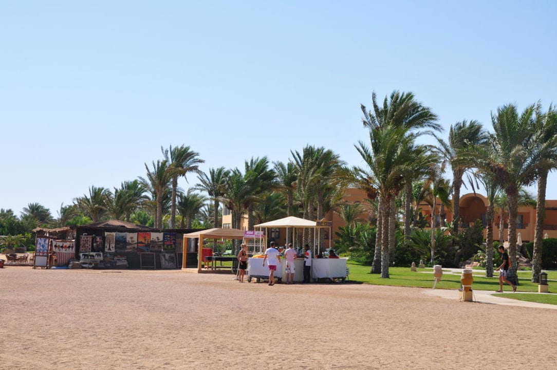 Пункт выдачи полотенец Stella Beach Resort & Spa Makadi Bay