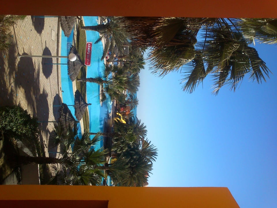 Blick auf den mittleren Pool Caribbean World Thalasso Djerba