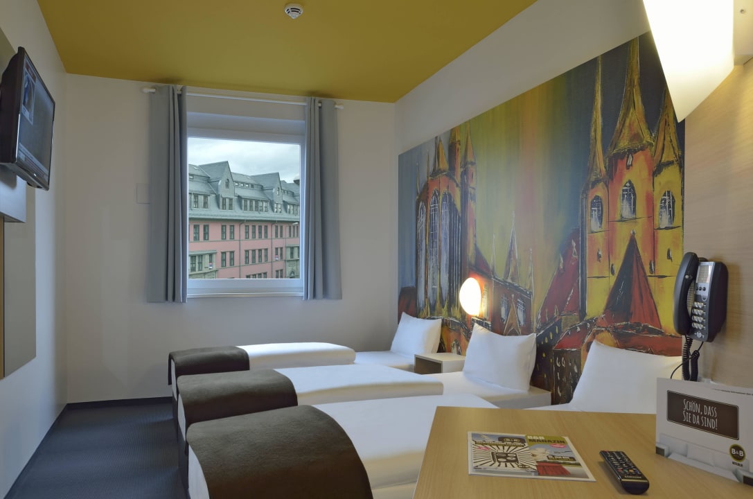 "Dreibettzimmer" B&B Hotel Erfurt (Erfurt) • HolidayCheck (Thüringen ...