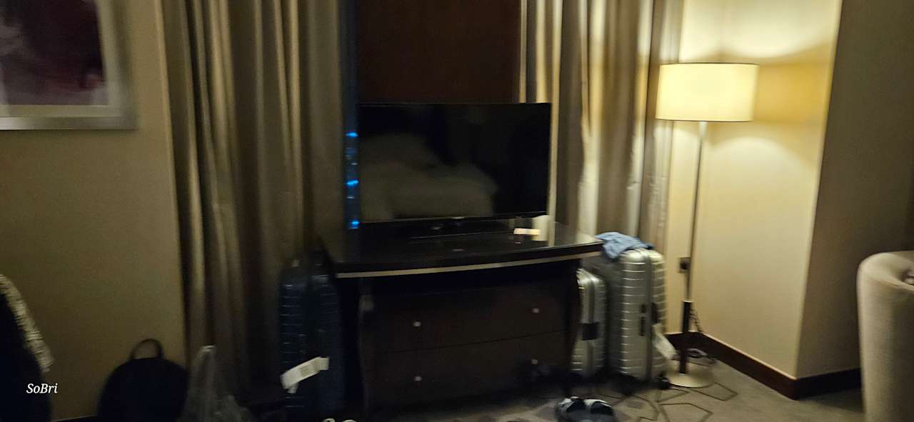 Zimmer Rose Rayhaan by Rotana