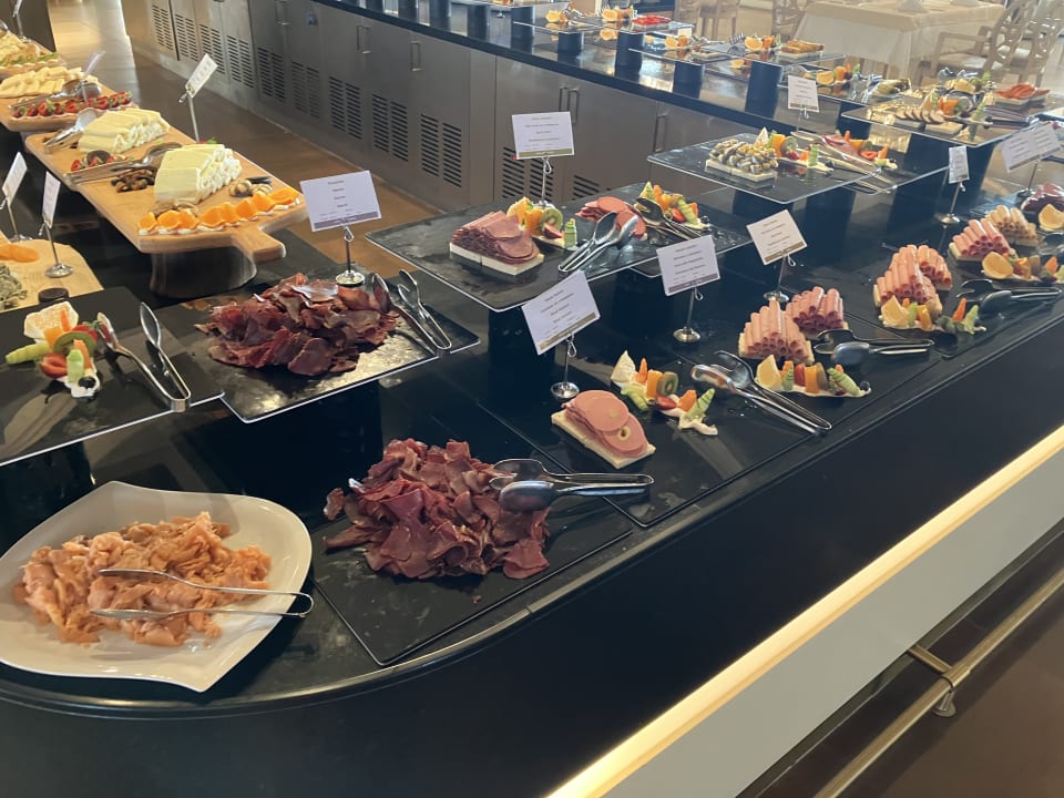 Gastro Starlight Resort Hotel