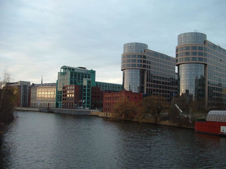 Hotel und Innenministerium AMERON Berlin ABION Spreebogen Waterside