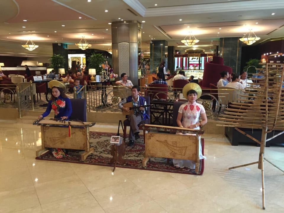 Live Musik Lobby Sheraton Saigon Grand Opera Hotel
