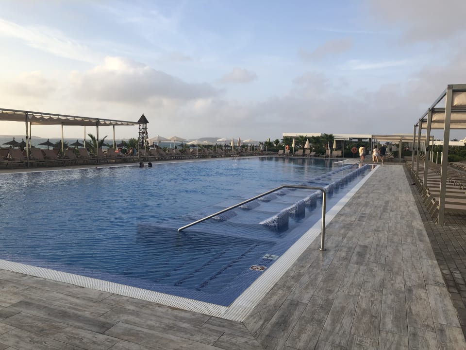 Pool Hotel Riu Palace Boavista