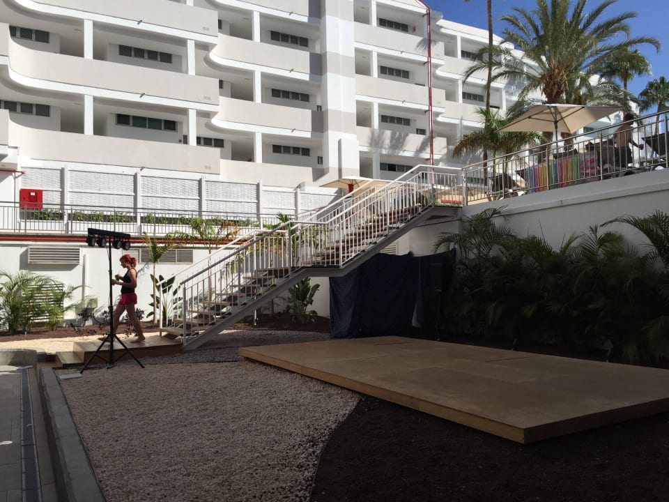 Animations Bühne alltoura Club Hotel Akeah Broncemar