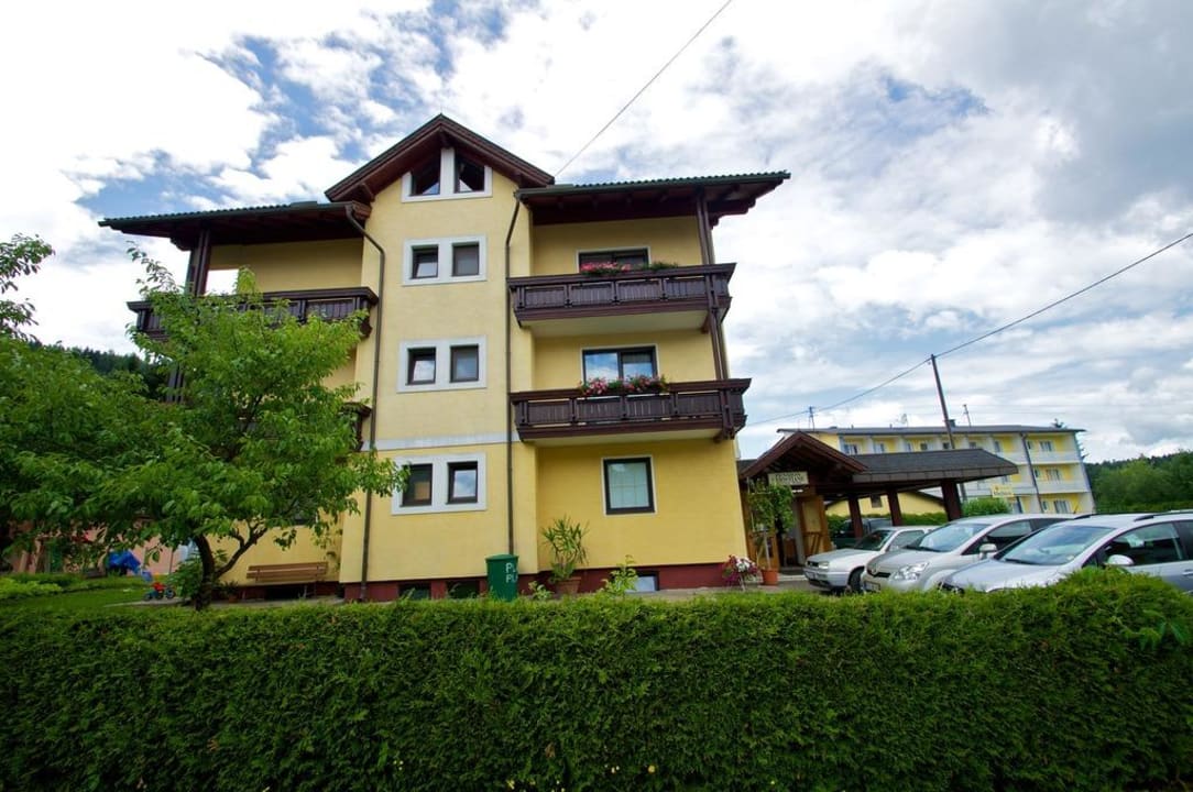 Christiane Pension Christiane