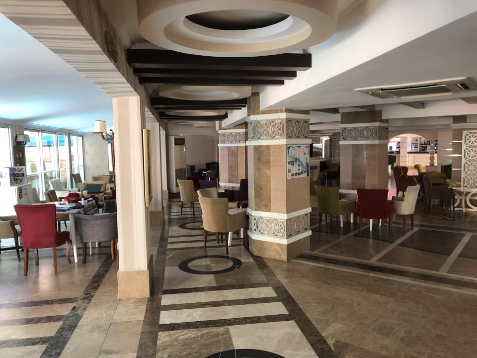 Lobby Tac Premier Hotel & Spa