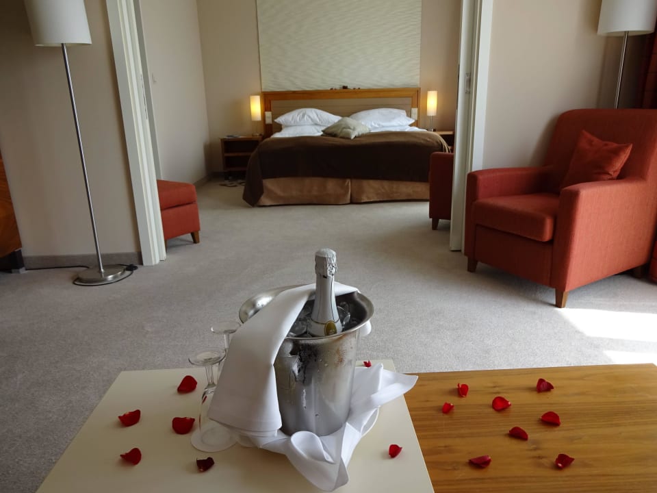 Sekt und Rosen Lindner Hotel Boltenhagen, part of JdV by Hyatt