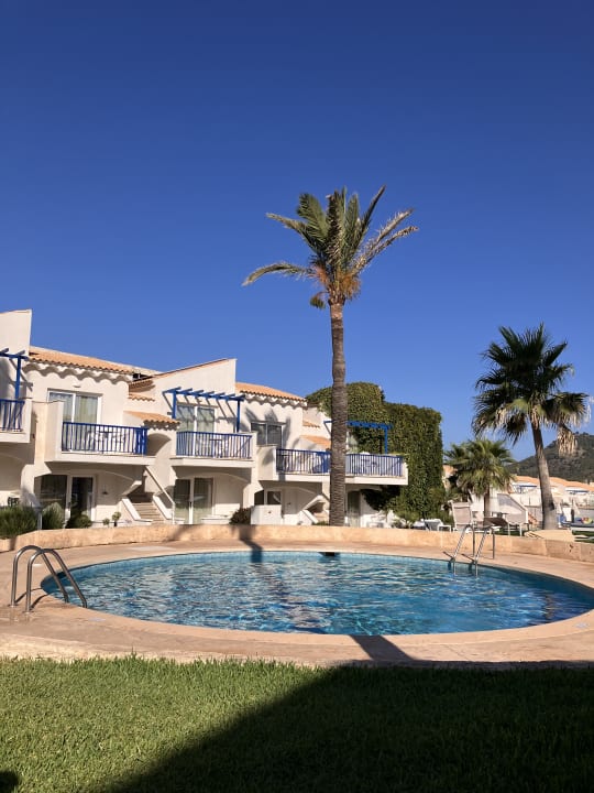 Pool Parque Nereida Suites Hotel