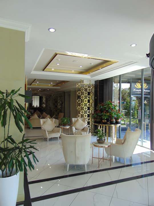 Lobby Wyndham Garden Tashkent