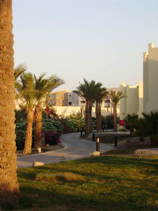 Территория отеля SUNRISE Royal Makadi Resort
