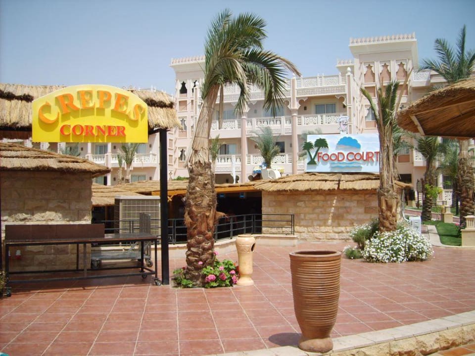 Crepes Stand und Food Corner Pickalbatros Palace Resort