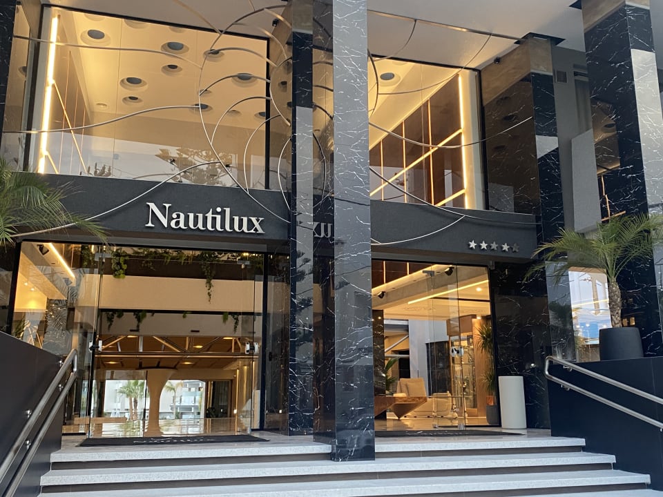 Außenansicht Nautilux Rethymno by Mage Hotels