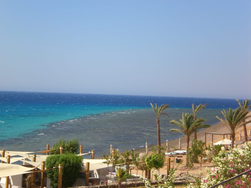 Ausblick von der Hotelanlage Retac Qunay Dahab Resort and Spa