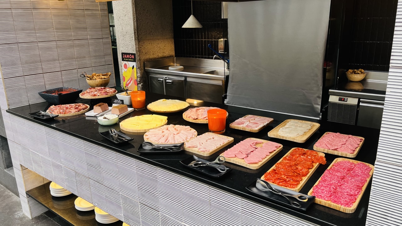 Gastro Salobre Hotel Resort & Serenity