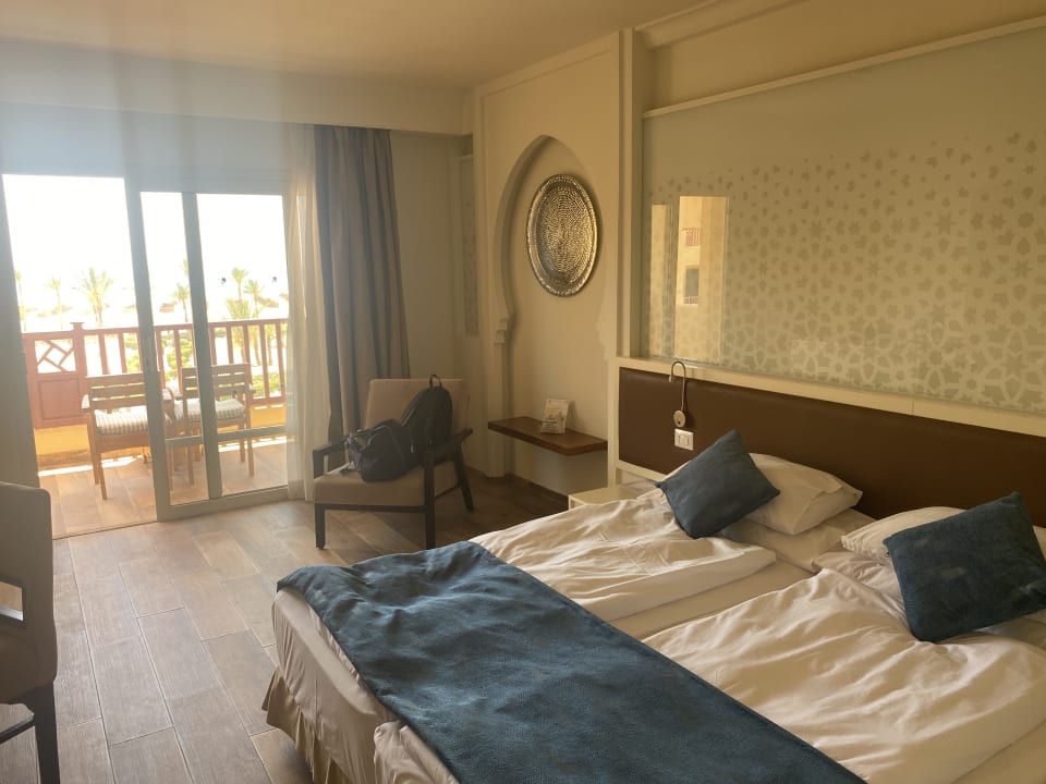 Zimmer ROBINSON SOMA BAY