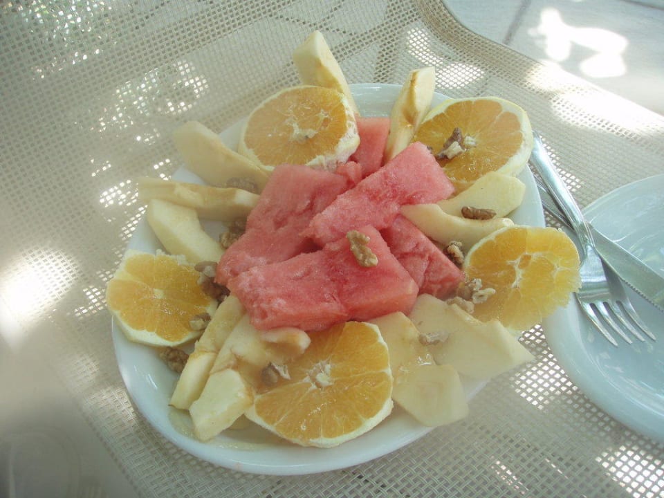 Obst als kleine Poolerfrischung Ormos Atalia Village