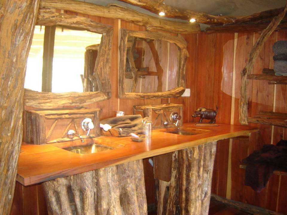 Royal Mara am Mara River Royal Mara Safari Lodge