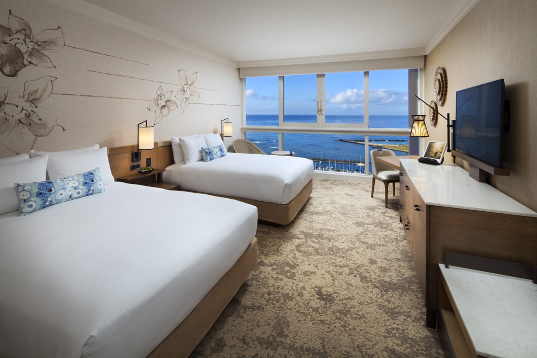 Zimmer Prince Waikiki