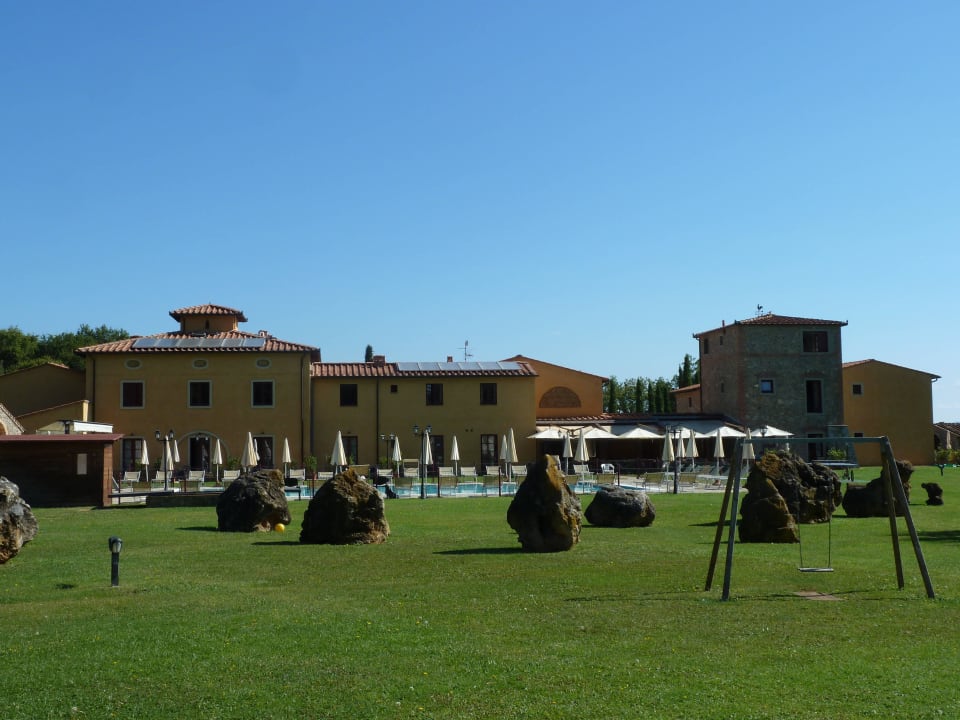 Blick auf das Gebäude Hotel Casolare le Terre Rosse