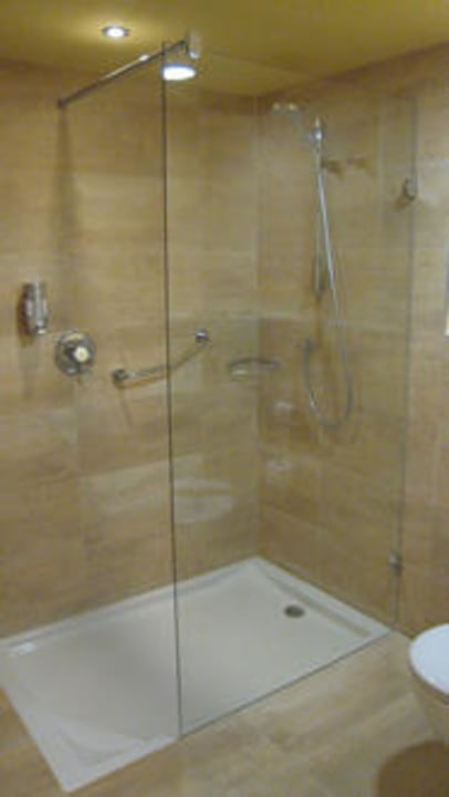 Blick in die Dusche Iberostar Selection Albufera Park