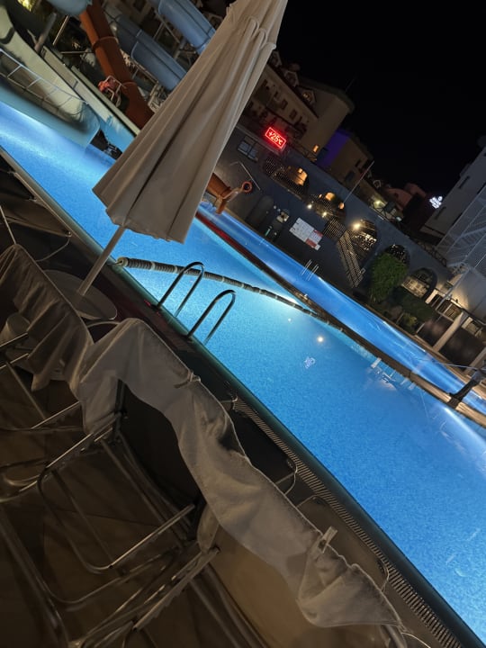 Pool Grand Seker Hotel