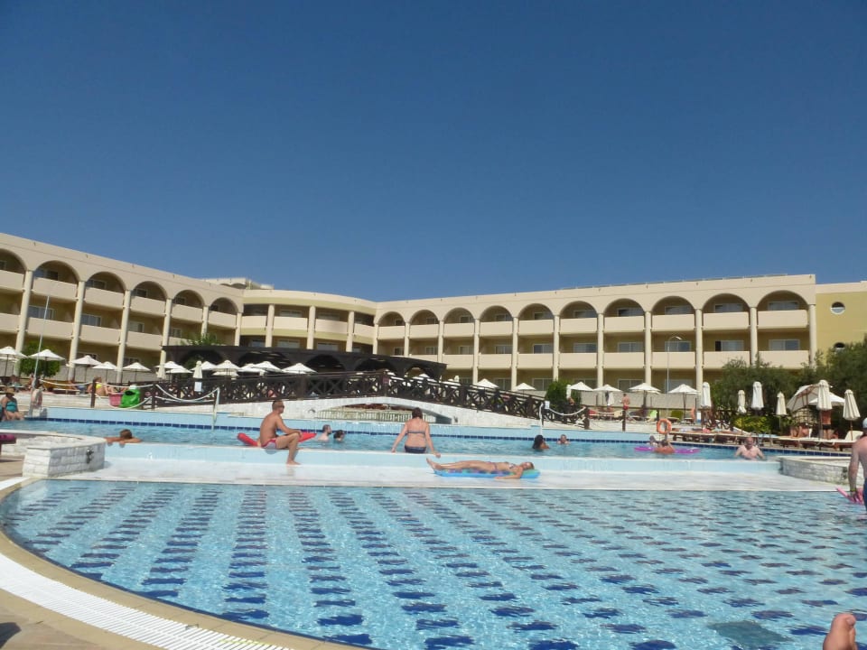 Poool Mythos Hotel Kalithea Horizon Royal