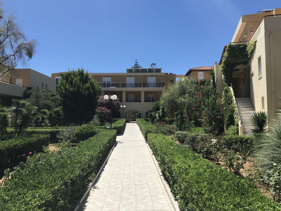 Gartenanlage Vantaris Luxury Beach Resort