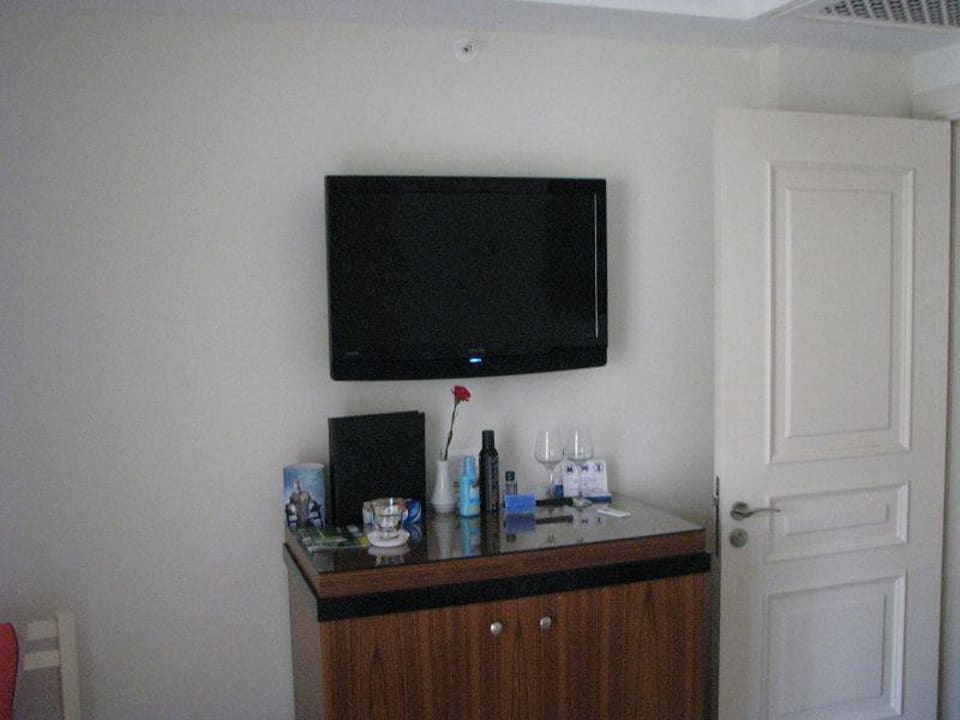 Fernseher im Zimmer Ali Bey Club
