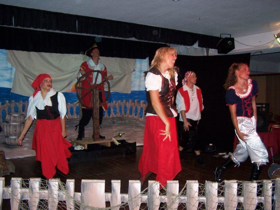 Simones Piraten Show Akrathos Beach Hotel